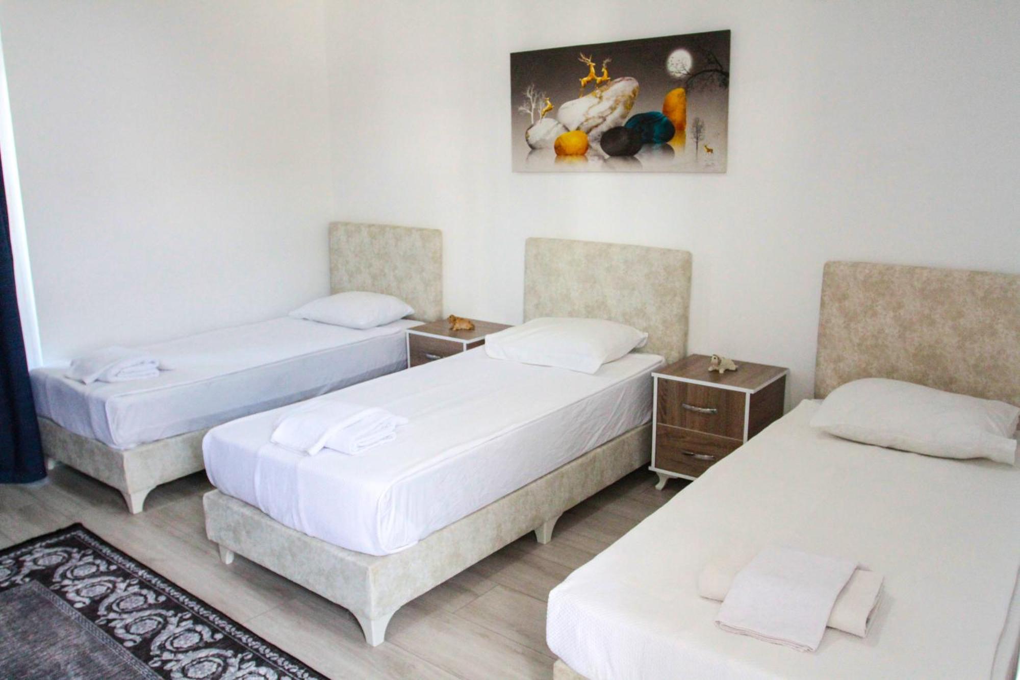 Hillside Apart Hotel Extérieur photo