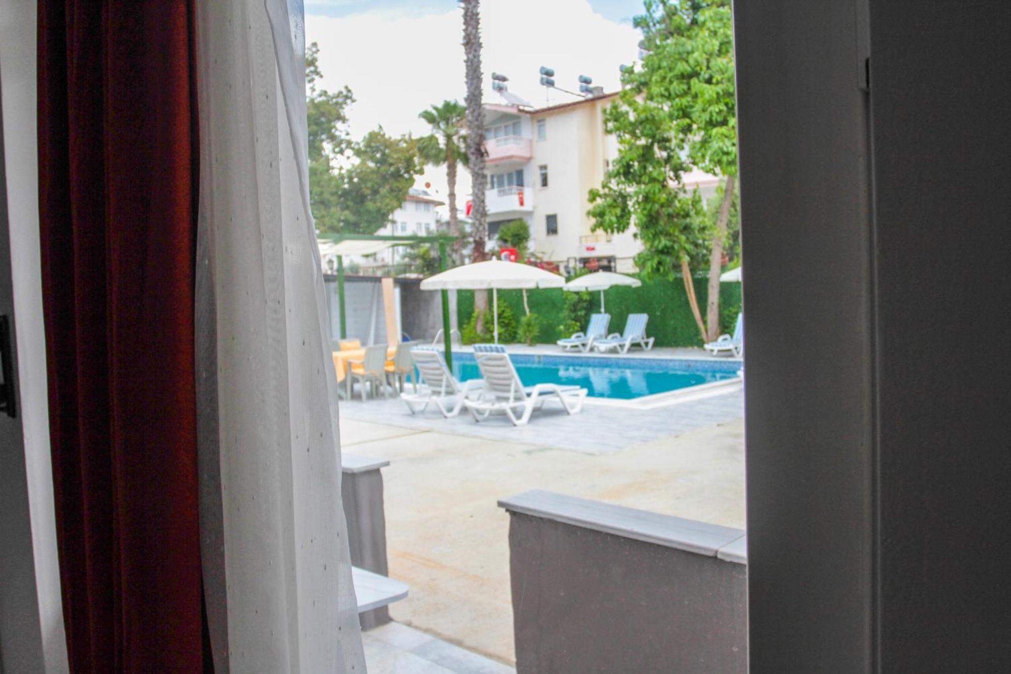 Hillside Apart Hotel Extérieur photo